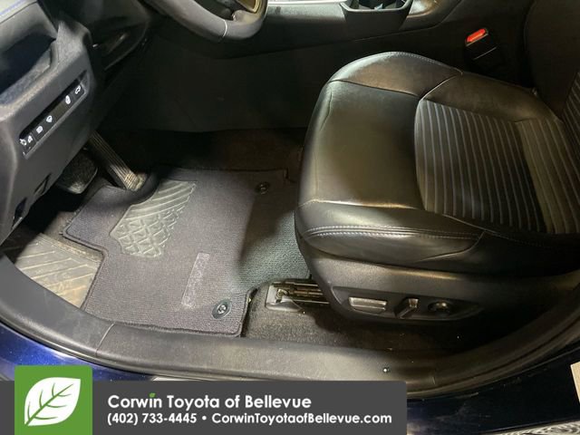 Used 2019 Toyota RAV4 XSE image 12