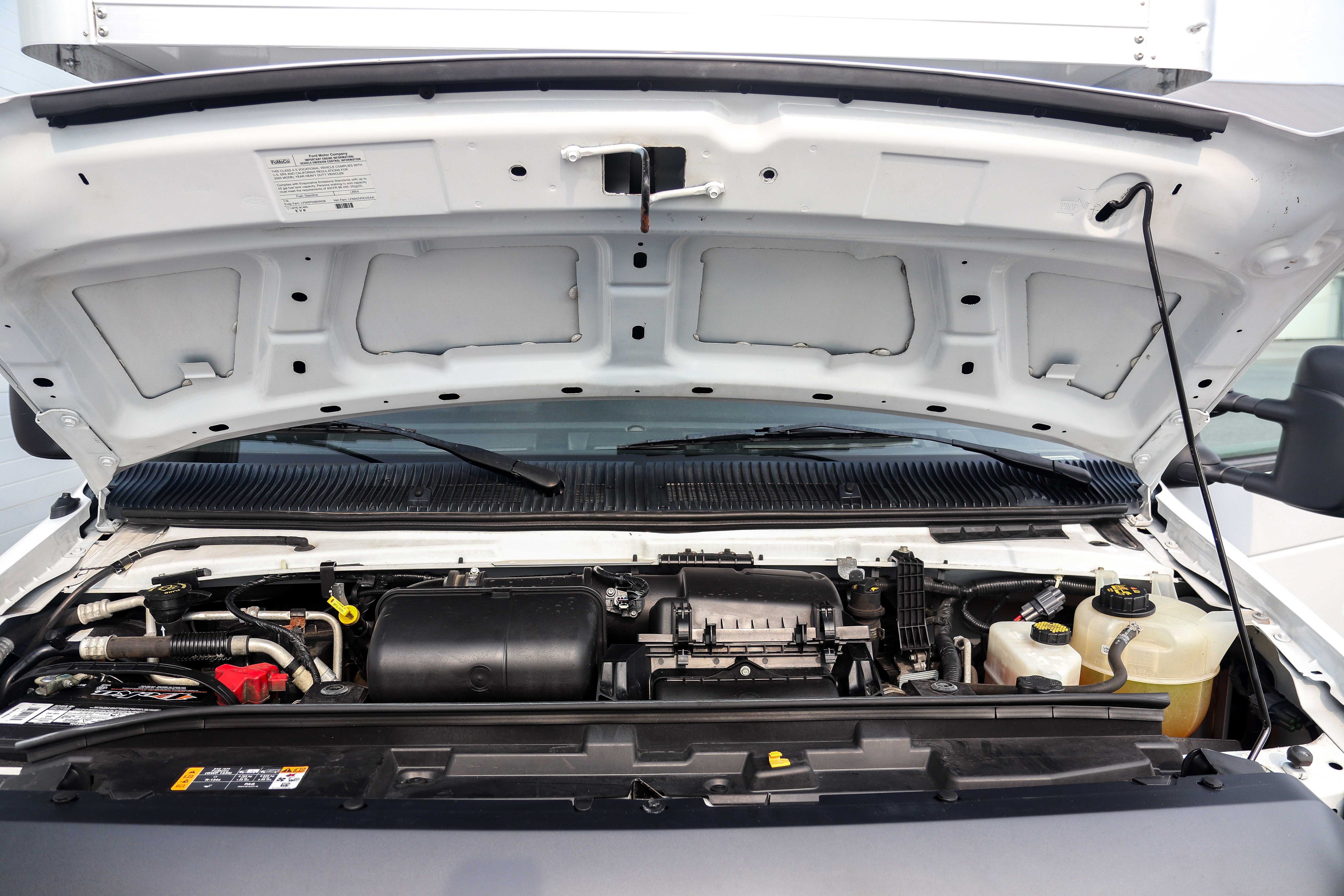 Used 2021 Ford E-450 and Econoline 450 Super Duty w/ Power Windows & Locks Group RWD image 20