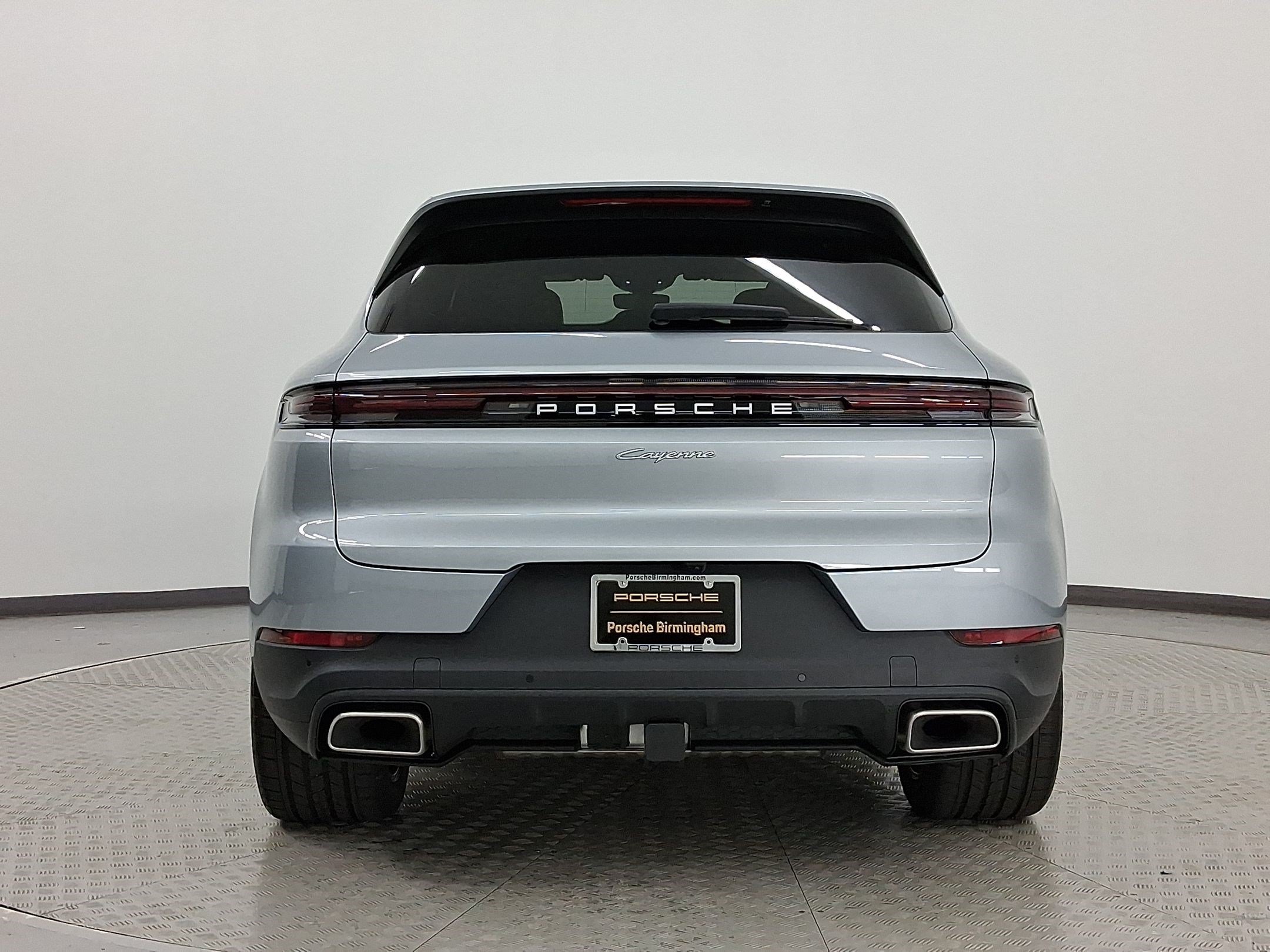 Used 2026 Porsche Cayenne E-Hybrid AWD/4WD image 6