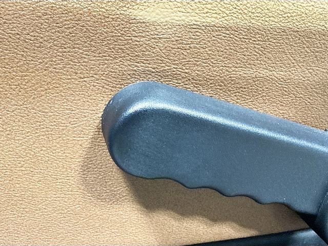 Used 2017 Jeep Wrangler Unlimited Sahara image 18