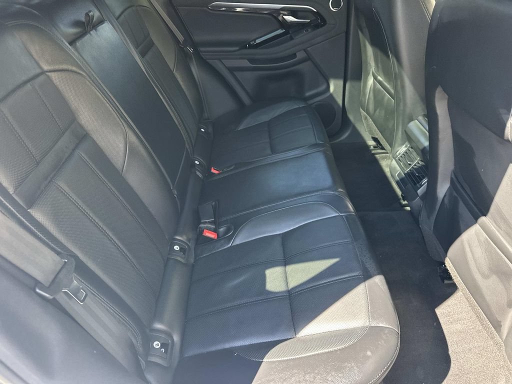 Used 2020 Land Rover Range Rover Evoque R-Dynamic S AWD/4WD image 15