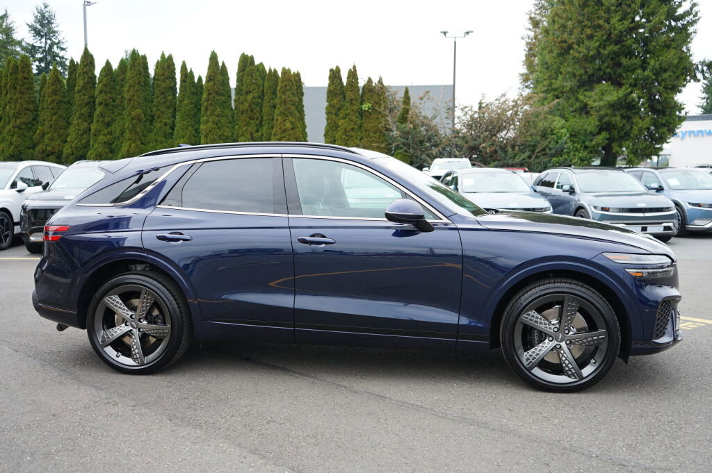 Used 2025 Genesis GV70 3.5T Sport w/ Sport Prestige Package image 4