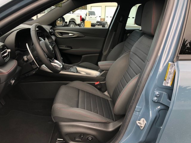 Used 2024 Dodge Hornet R/T w/ R/T Blacktop Package image 15