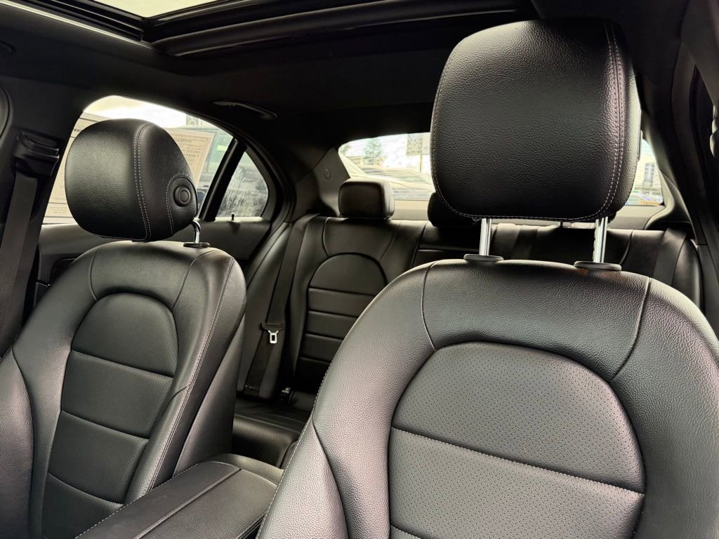 Used 2018 Mercedes-Benz C 300 Sedan image 17