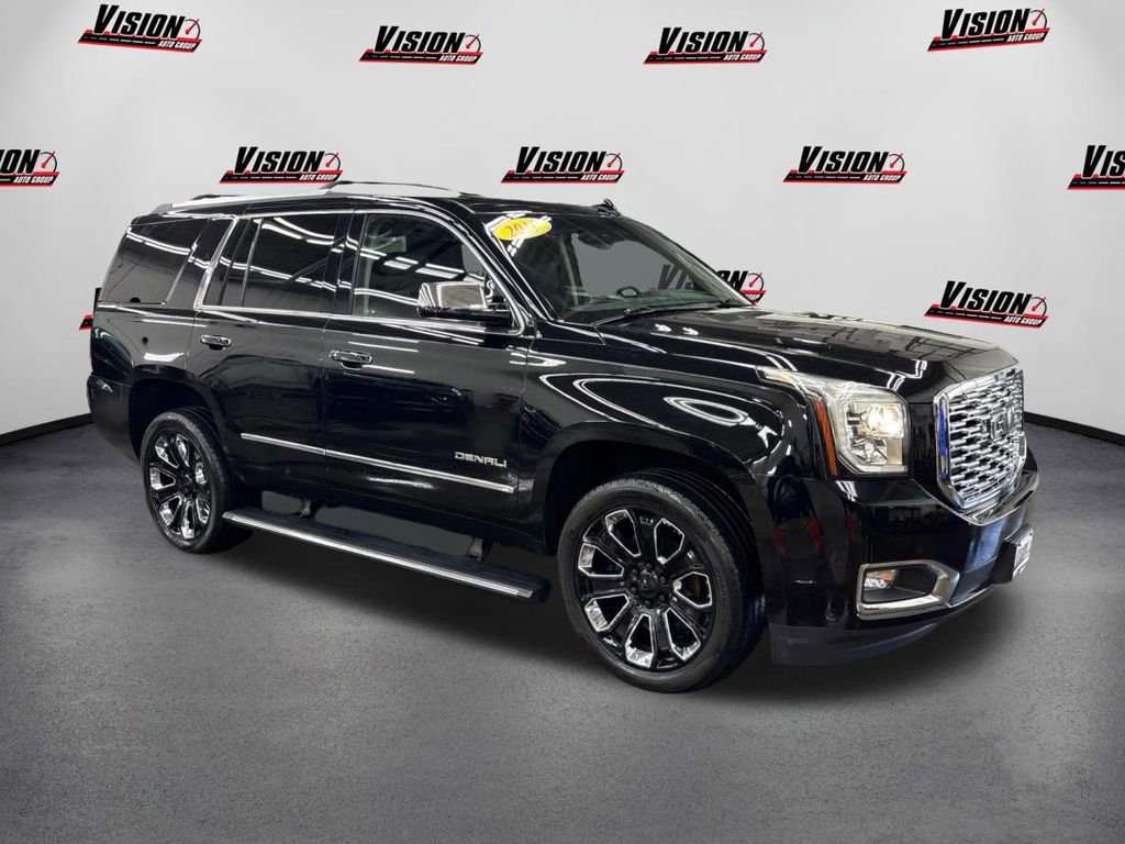 Used 2019 GMC Yukon Denali w/ Denali Ultimate Package image 3