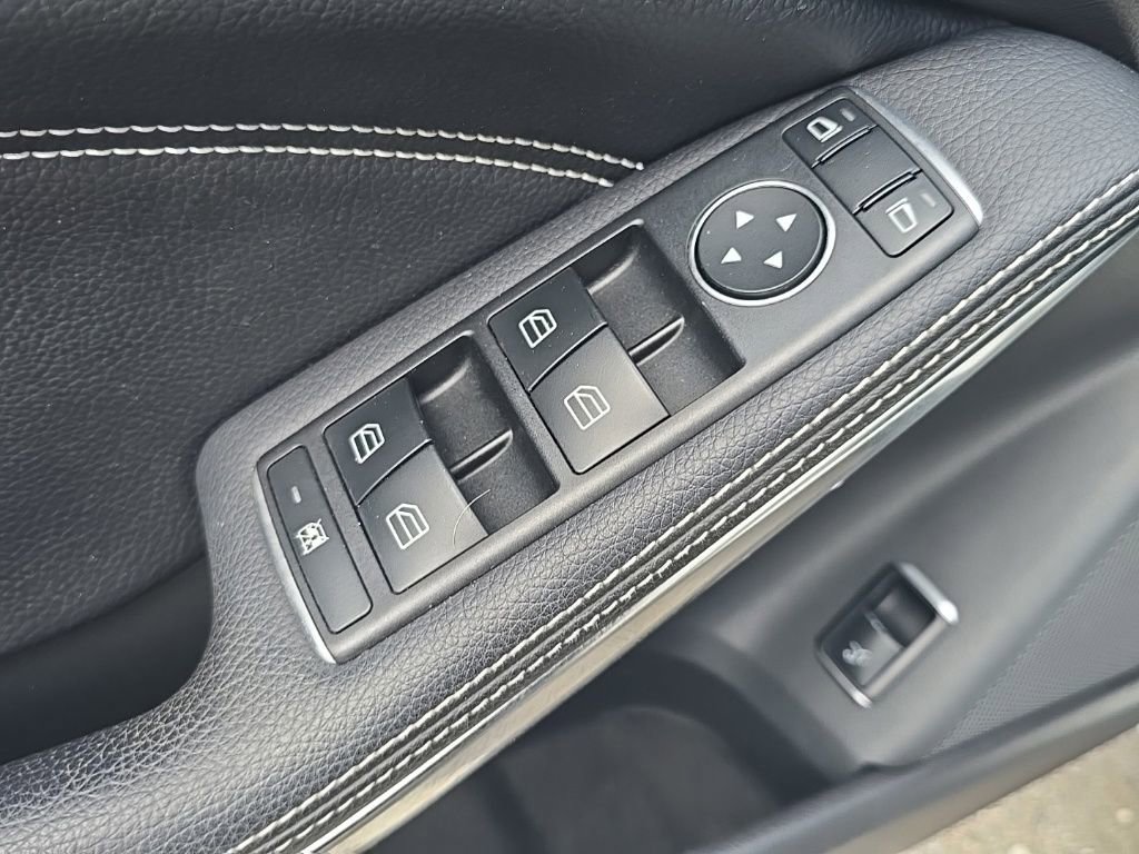 Used 2020 Mercedes-Benz GLA 250 image 14