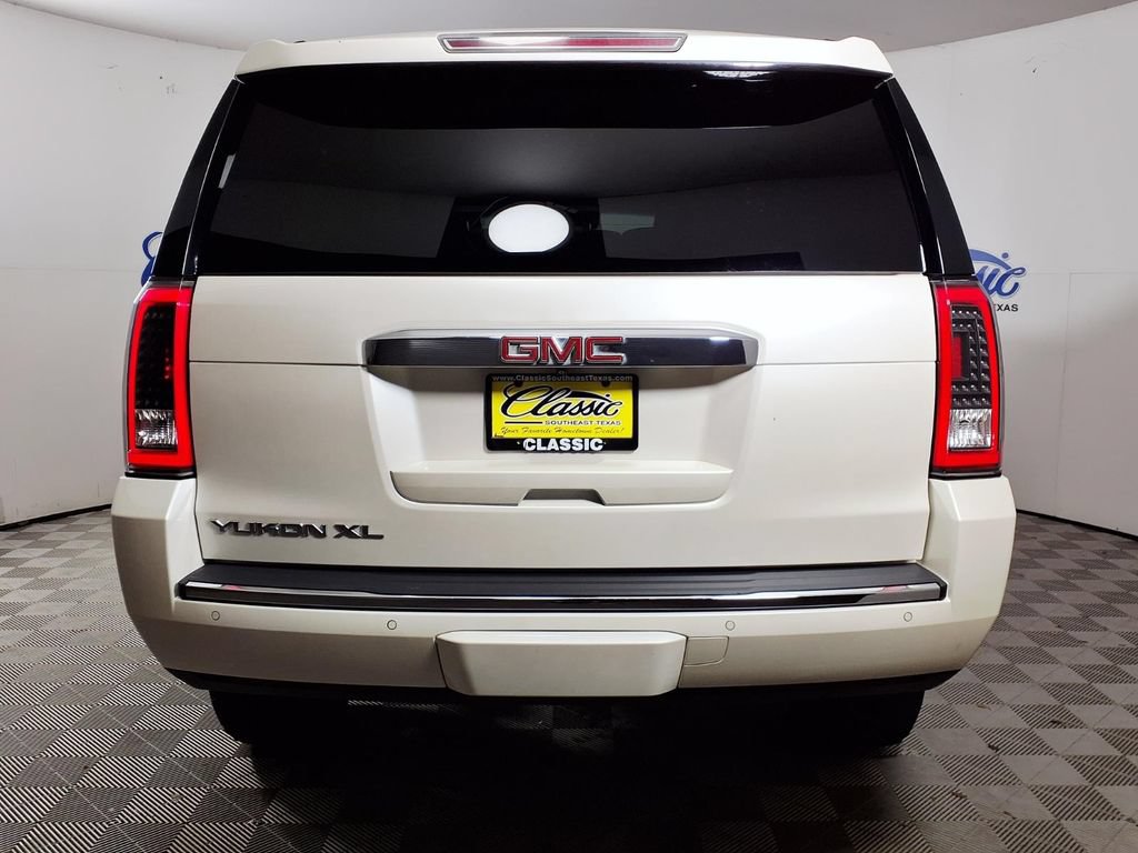 Used 2015 GMC Yukon XL Denali w/ Open Road Package AWD/4WD image 4