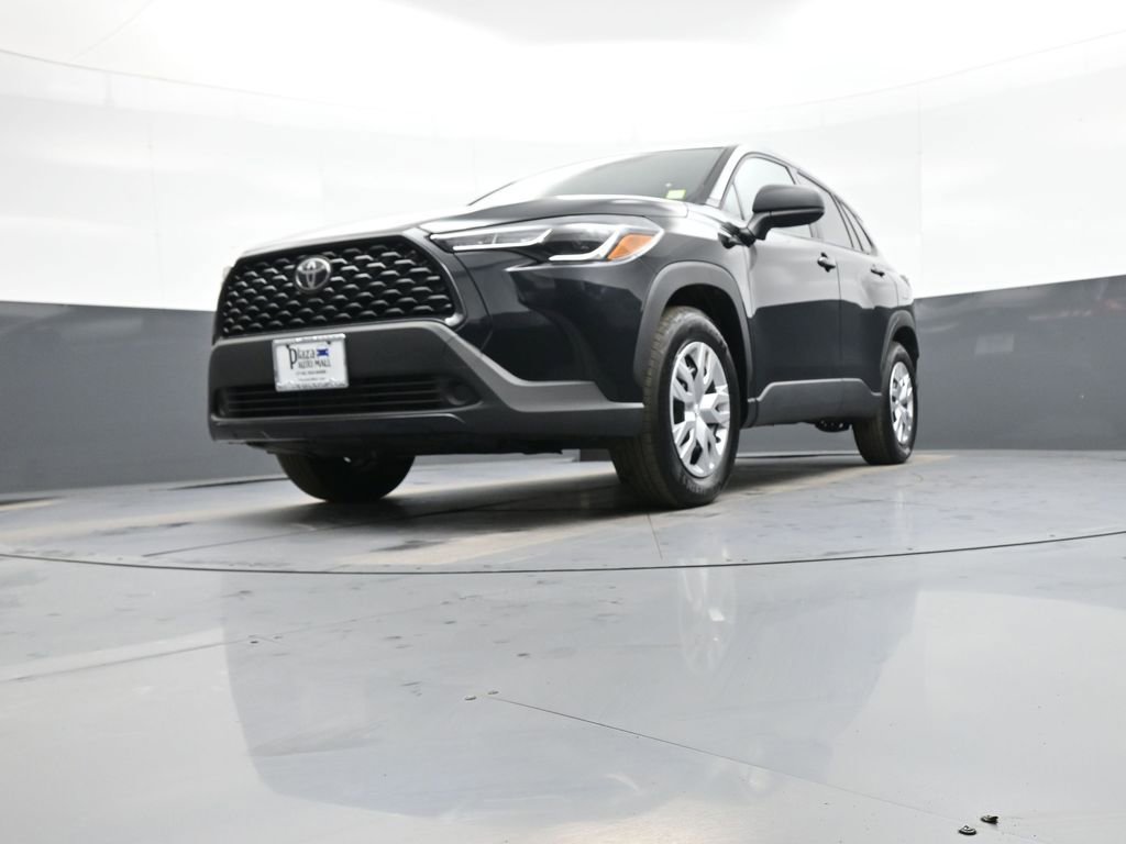 Certified 2025 Toyota Corolla Cross L image 25