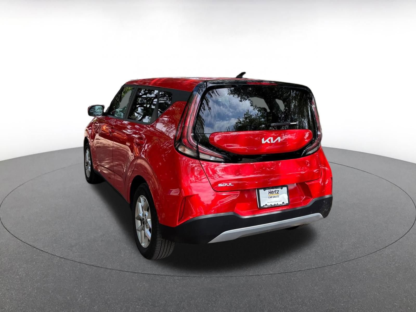 Used 2025 Kia Soul LX w/ LX Technology Package FWD image 17
