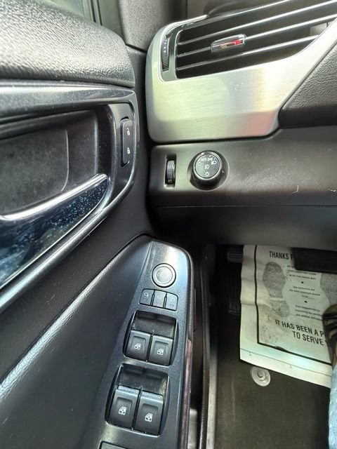 Used 2017 GMC Yukon SLT w/ Open Road Package RWD image 14
