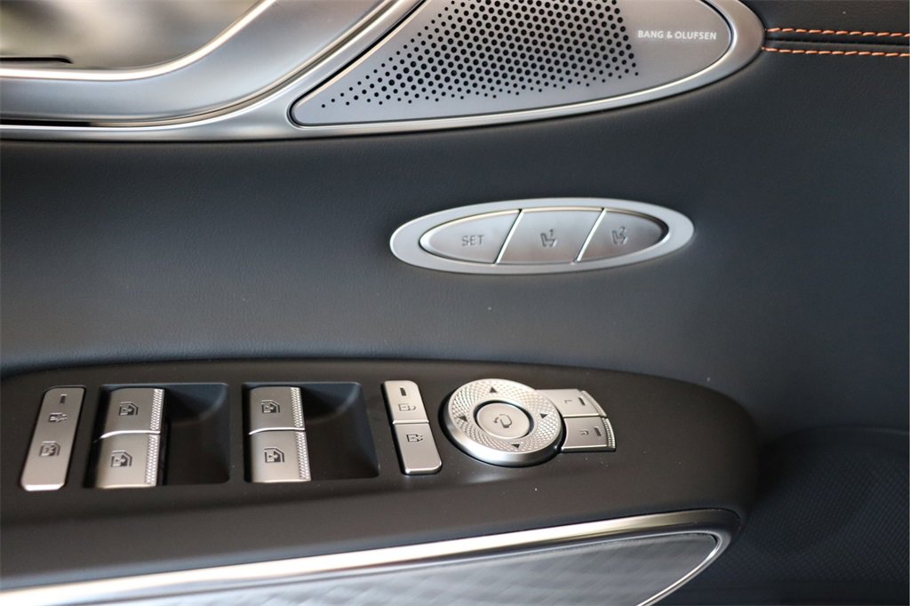 New 2026 Genesis GV70 2.5T Sport Prestige image 10