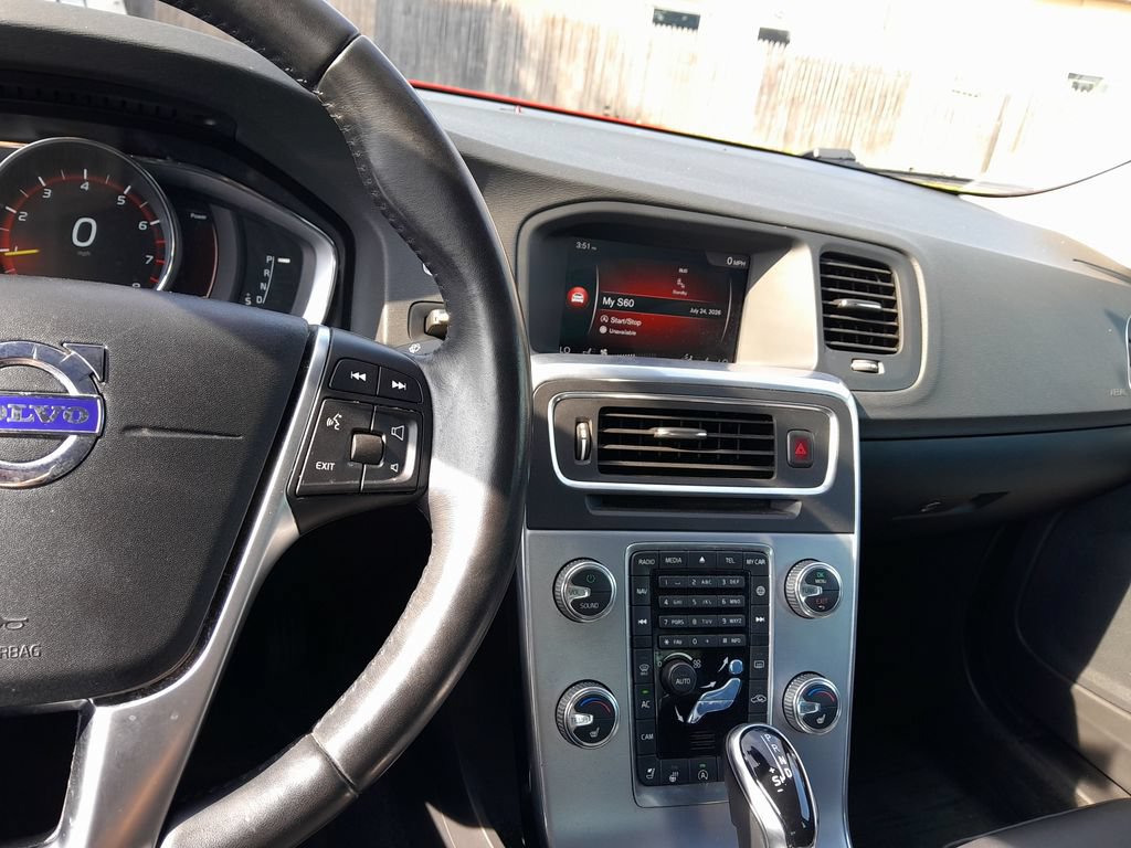 Used 2018 Volvo S60 T5 Dynamic w/ Vision Package AWD/4WD image 17