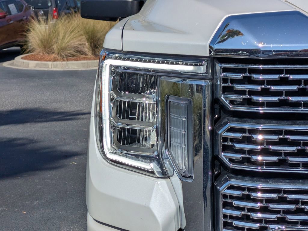 Used 2022 GMC Sierra 2500 Denali w/ Denali Ultimate Package AWD/4WD image 10