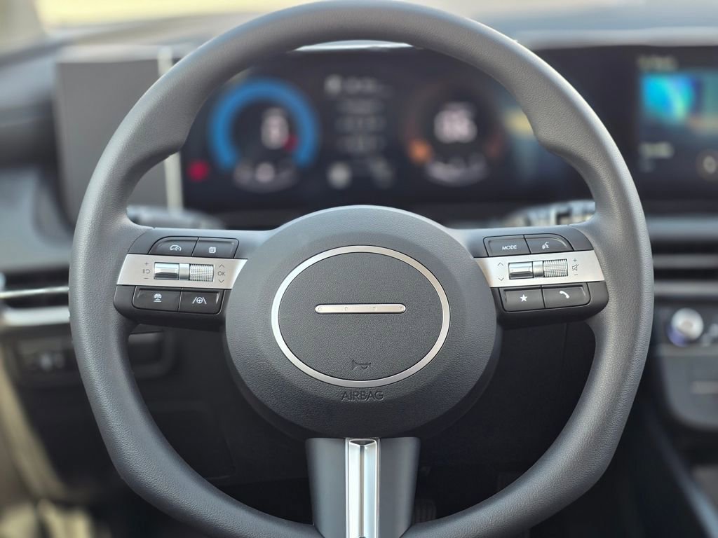 New 2026 Hyundai Tucson SE image 17