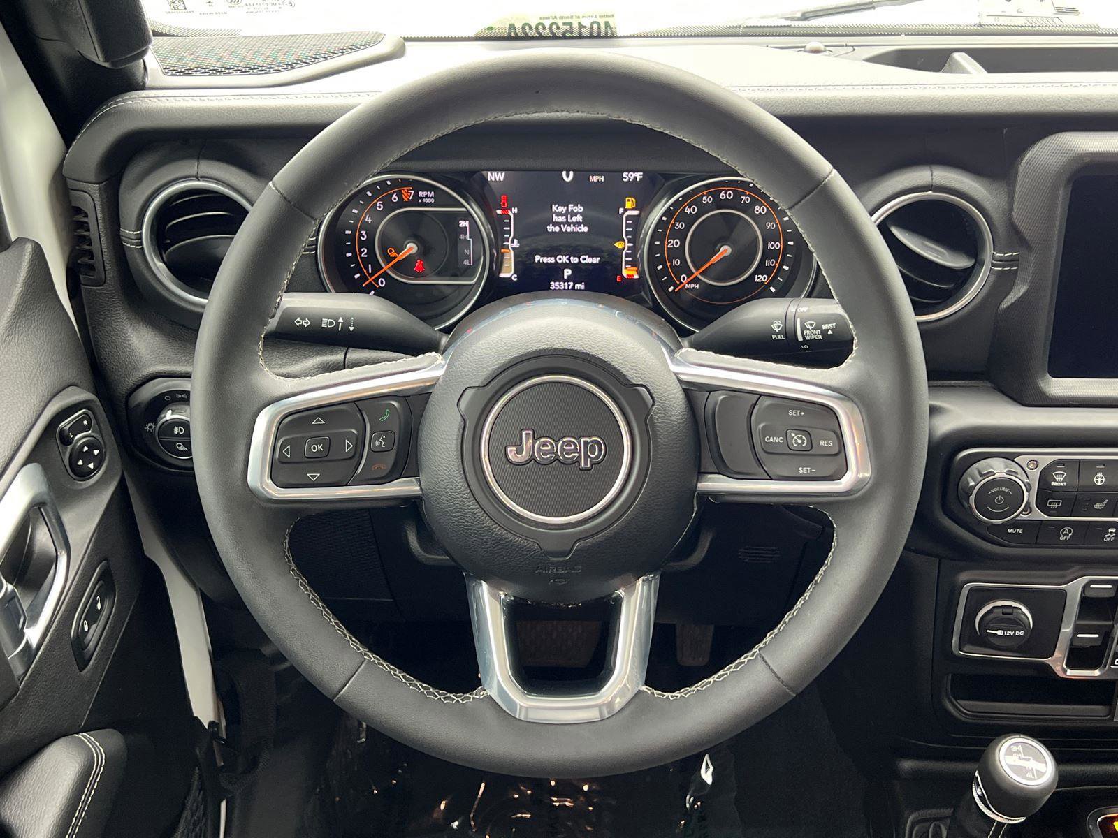 Used 2023 Jeep Gladiator Overland w/ Popular Equipment Package AWD/4WD image 24