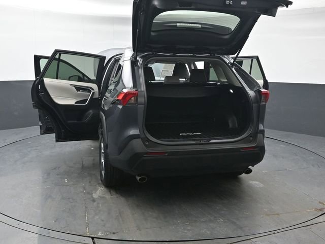 Certified 2022 Toyota RAV4 XLE image 50