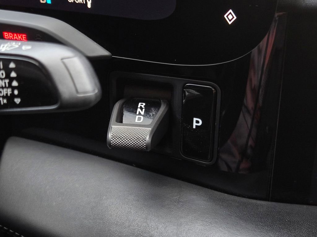 Used 2022 Porsche Taycan Turbo S w/ Premium Package image 32