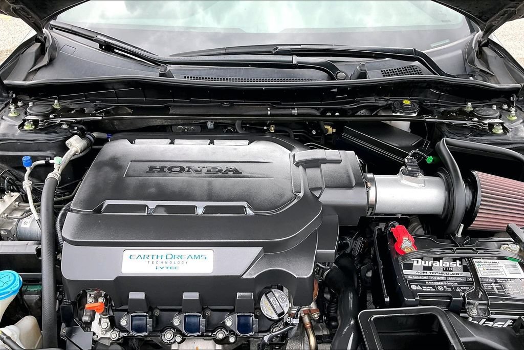 Used 2017 Honda Accord Touring image 29