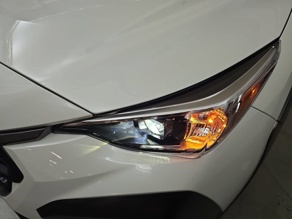 Used 2025 Subaru Crosstrek 2.5i Premium AWD/4WD image 30