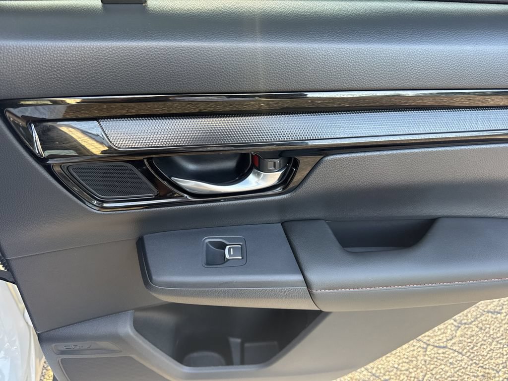 Used 2025 Honda CR-V Sport Touring image 16