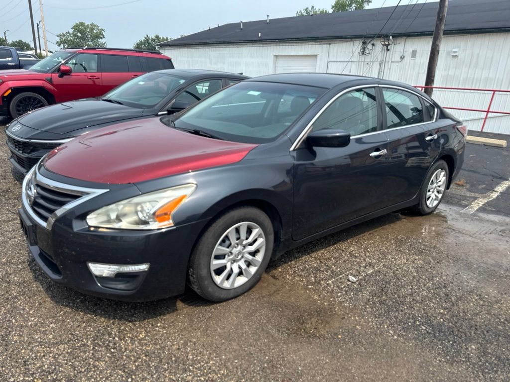 Used 2015 Nissan Altima 2.5 S w/ Power Driver Seat Package FWD image 1
