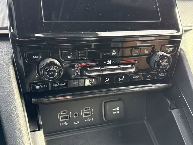 Used 2024 Jeep Grand Cherokee Altitude image 19