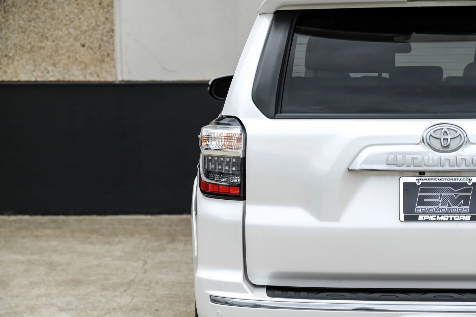 Used 2015 Toyota 4Runner Limited AWD/4WD image 53