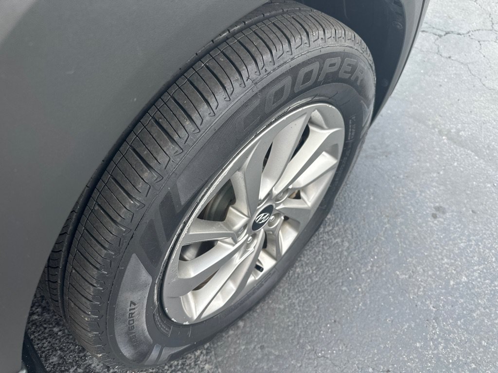 Used 2017 Hyundai Tucson SE Plus FWD image 8