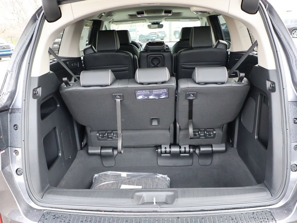 New 2026 Honda Odyssey Touring image 12
