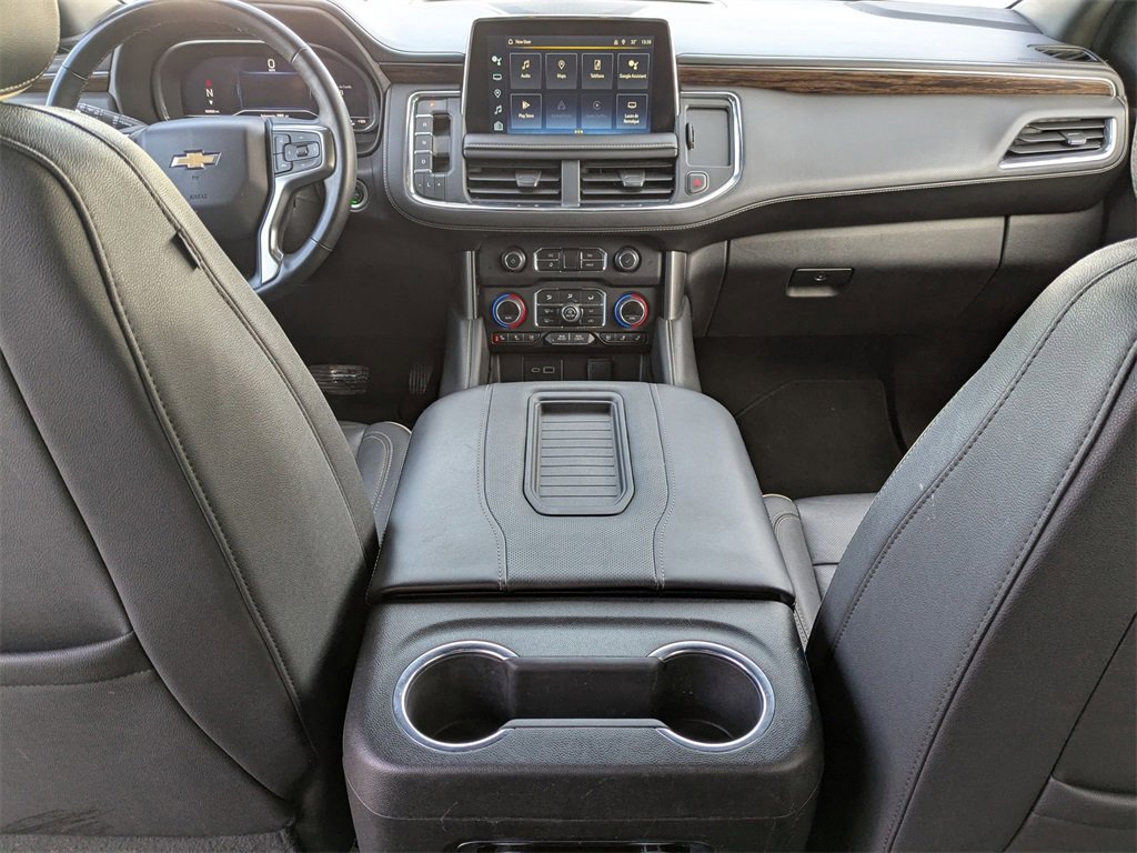 Used 2023 Chevrolet Suburban Premier image 31