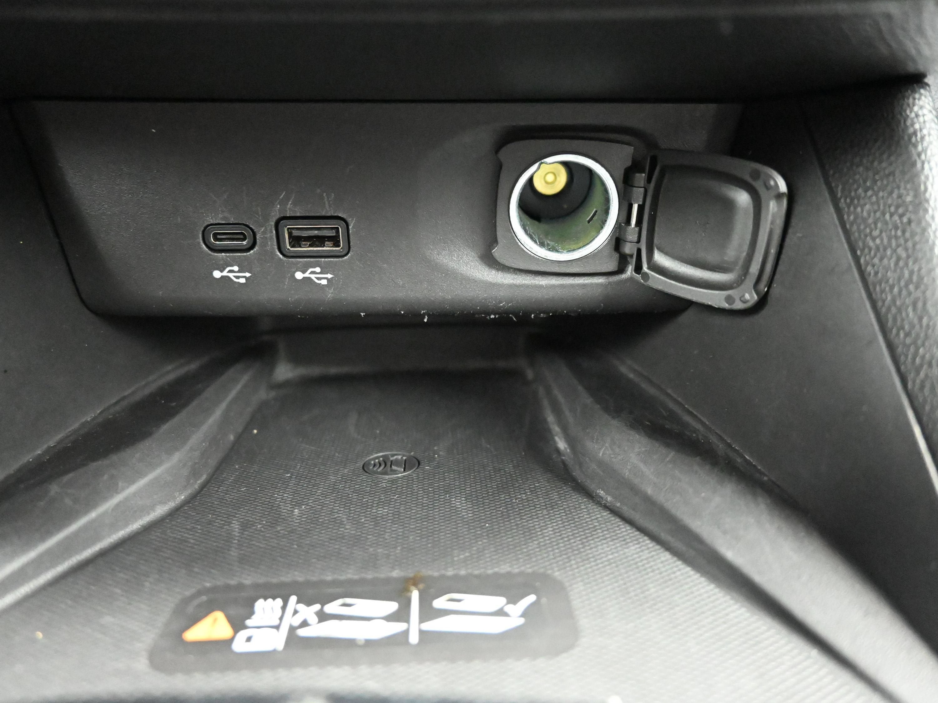 Used 2024 Buick Envista Sport Touring w/ Convenience I Package FWD image 20