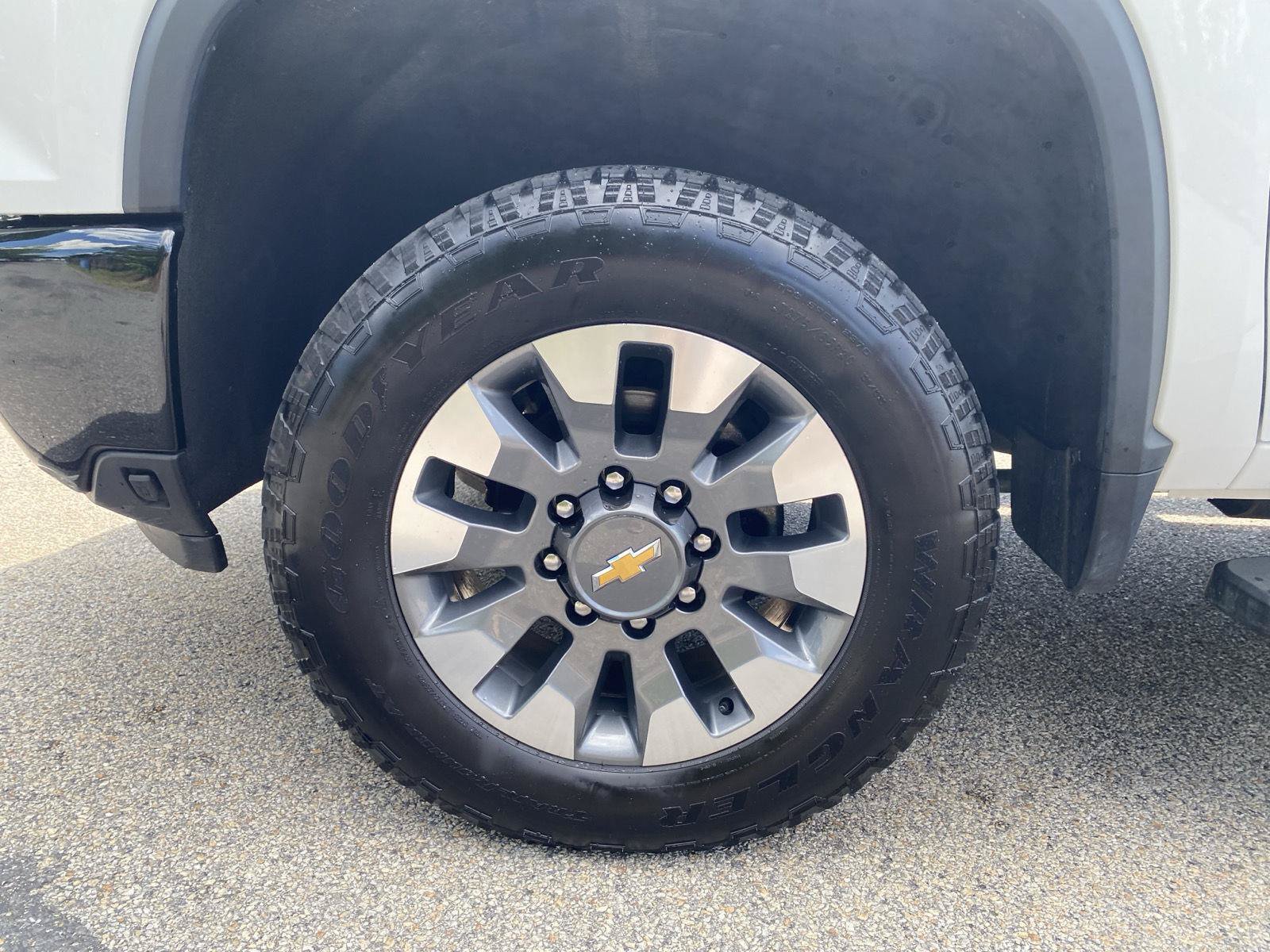 Certified 2024 Chevrolet Silverado 2500 Custom w/ Custom Value Package AWD/4WD image 15