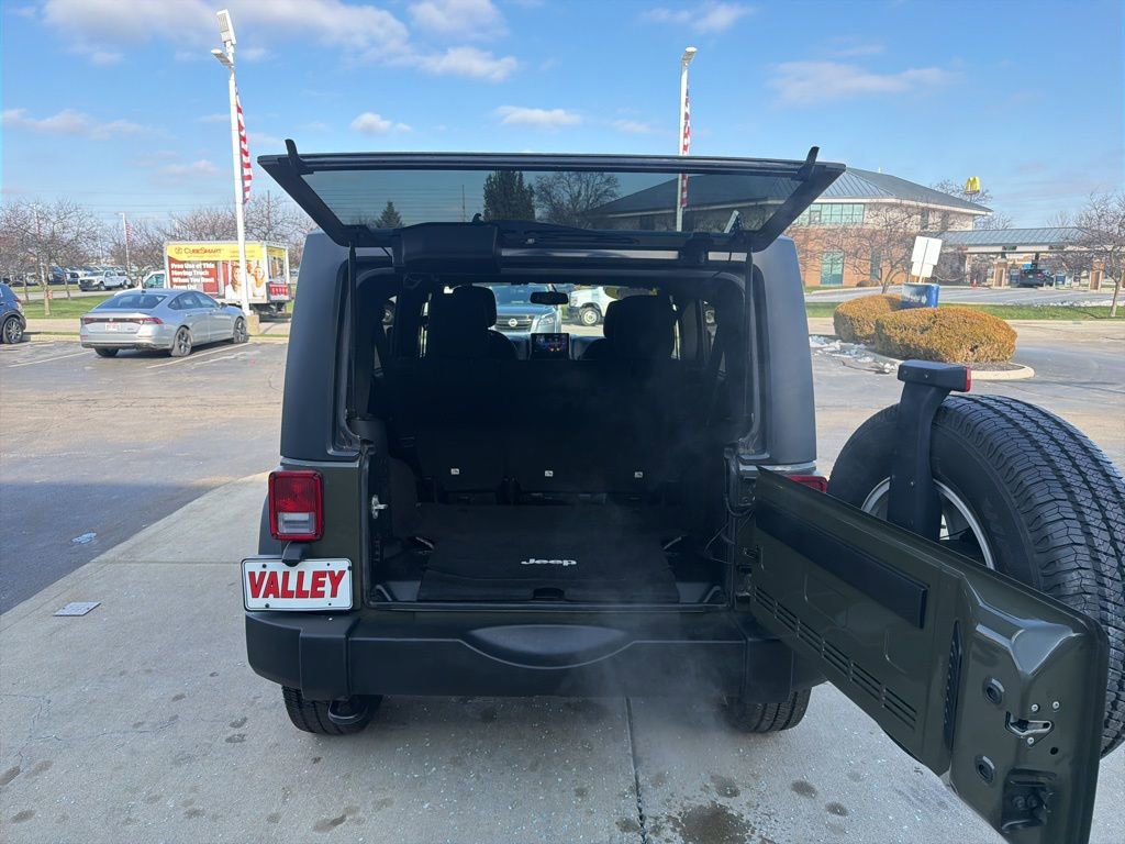 Used 2015 Jeep Wrangler Unlimited Sport w/ Quick Order Package 24S image 36