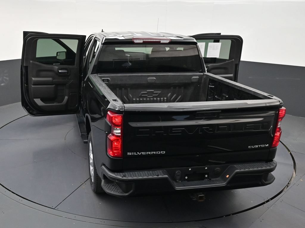 Used 2024 Chevrolet Silverado 1500 Custom RWD image 32
