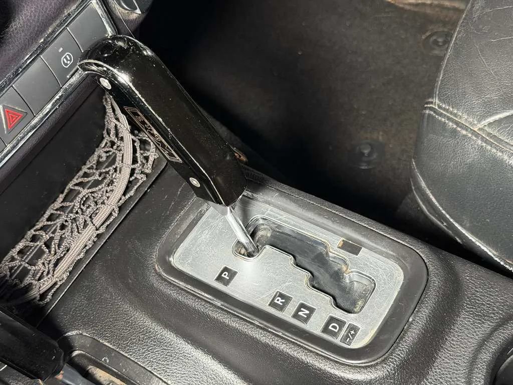 Used 2015 Jeep Wrangler Rubicon w/ Power Convenience Group AWD/4WD image 33