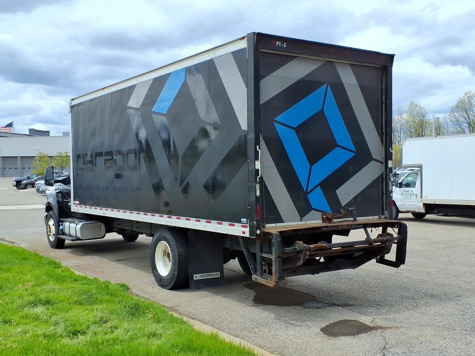 Used 2017 Ford F650 2WD Regular Cab Super Duty image 5