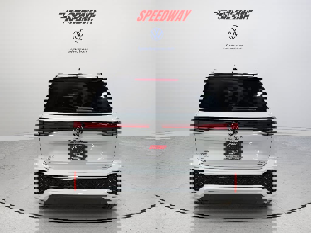 New 2026 Volkswagen Tiguan SE R-Line image 6