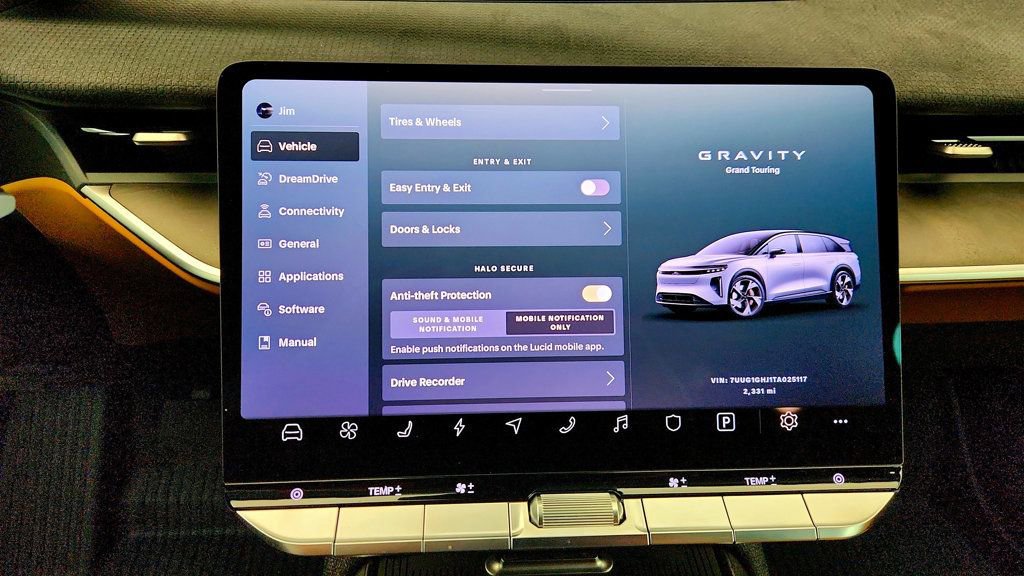 Used 2026 Lucid Gravity Grand Touring image 17