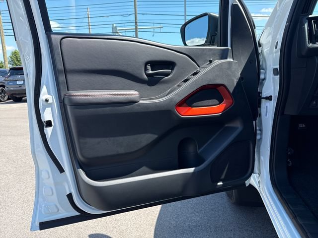 New 2026 Nissan Frontier PRO-4X w/ Pro-4x Convenience Package AWD/4WD image 12