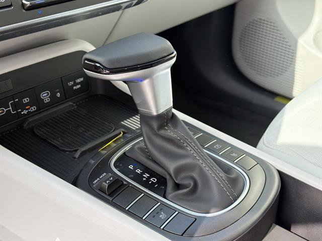 New 2026 Hyundai Kona SEL Sport FWD image 11