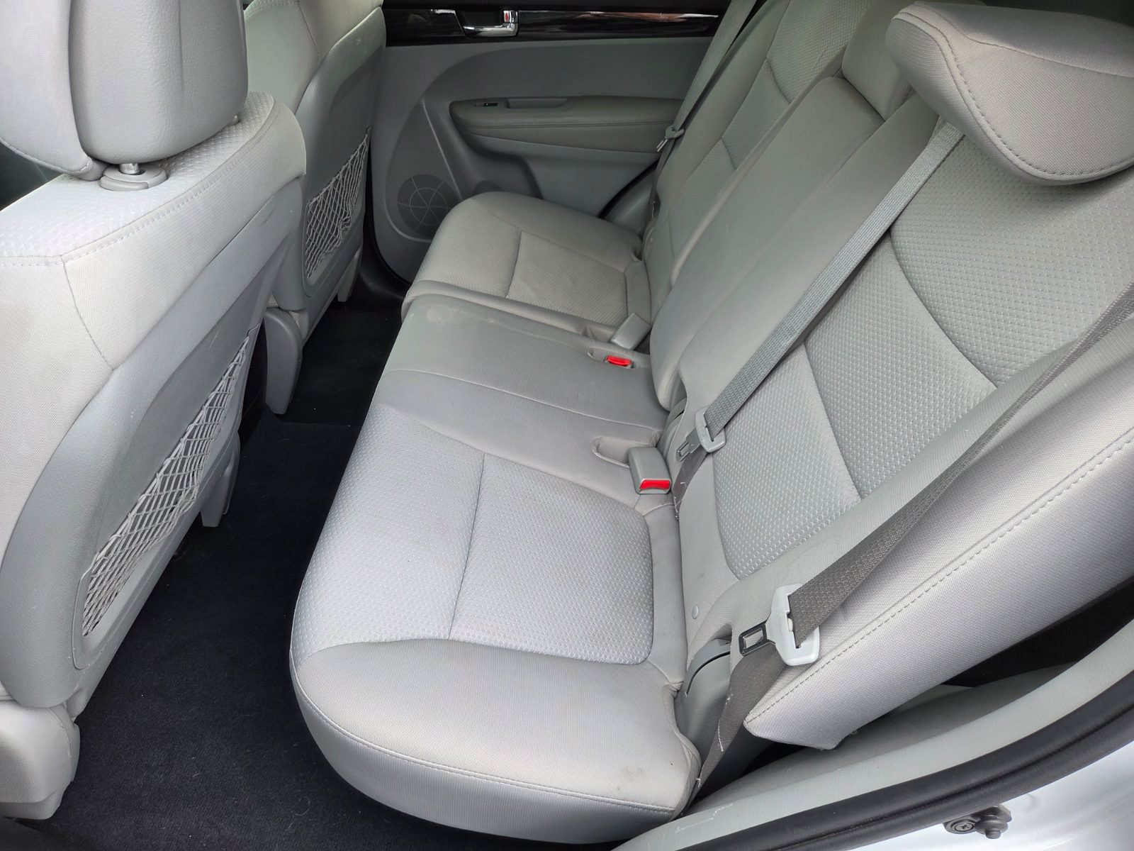 Used 2012 Kia Sorento LX w/ Convenience Pkg FWD image 10