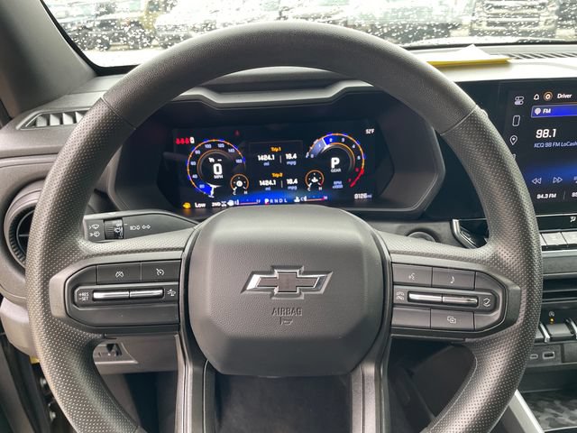Used 2025 Chevrolet Colorado Trail Boss AWD/4WD image 27
