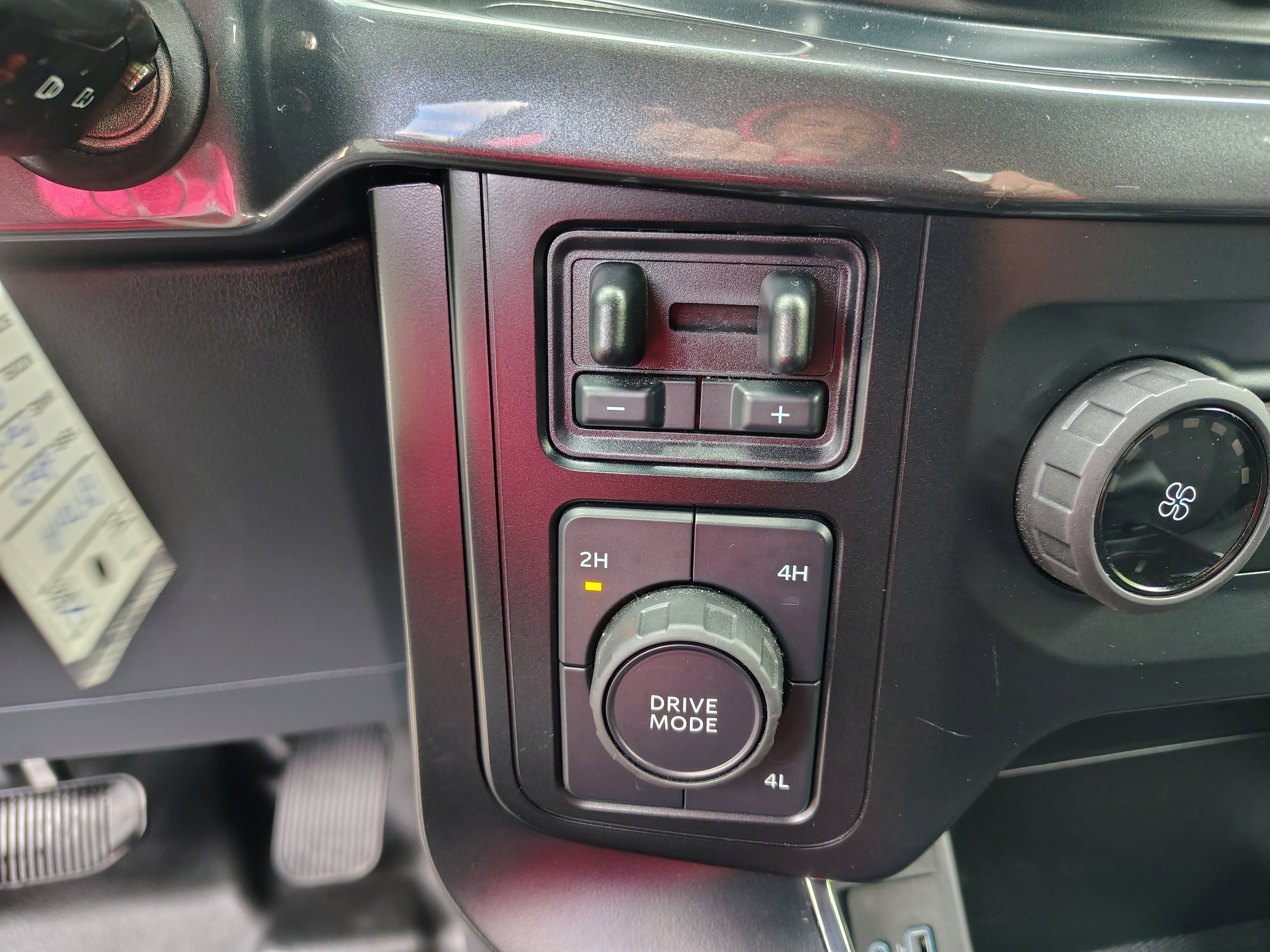 Used 2023 Ford F150 XL w/ STX Appearance Package AWD/4WD image 29