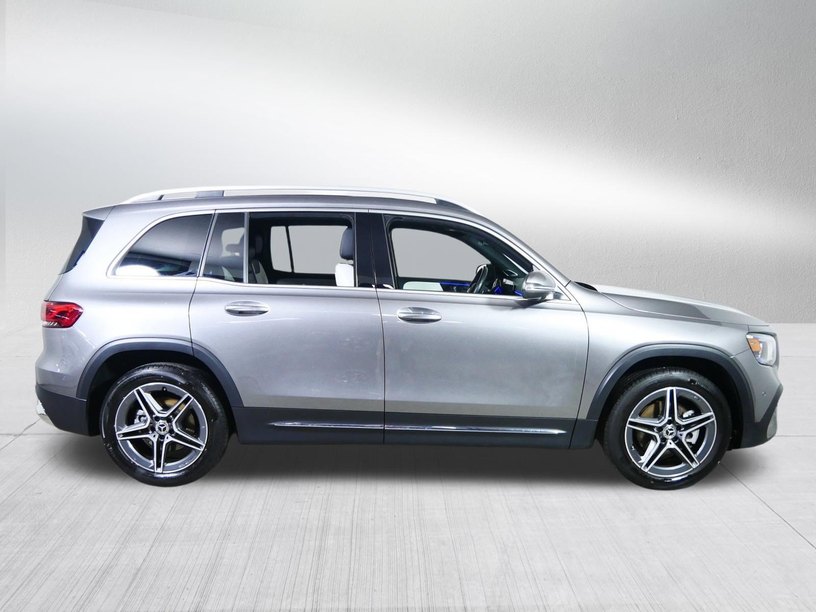 Used 2023 Mercedes-Benz GLB 250 4MATIC image 8