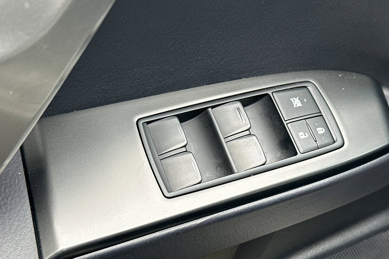 Used 2023 Lexus GX 460 Premium w/ Premium Package image 13