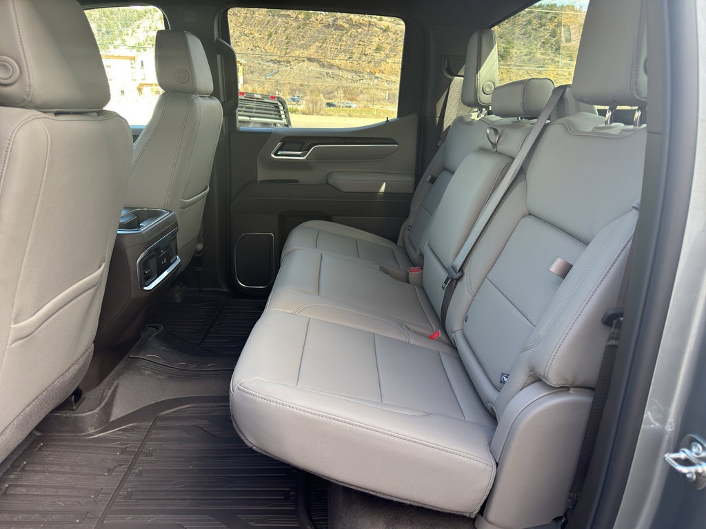 New 2026 GMC Sierra 1500 SLT w/ SLT Convenience Package image 12