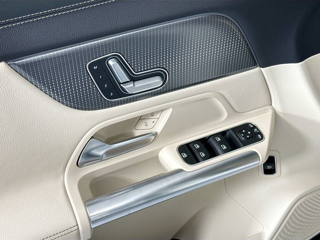 Certified 2023 Mercedes-Benz GLA 250 image 23