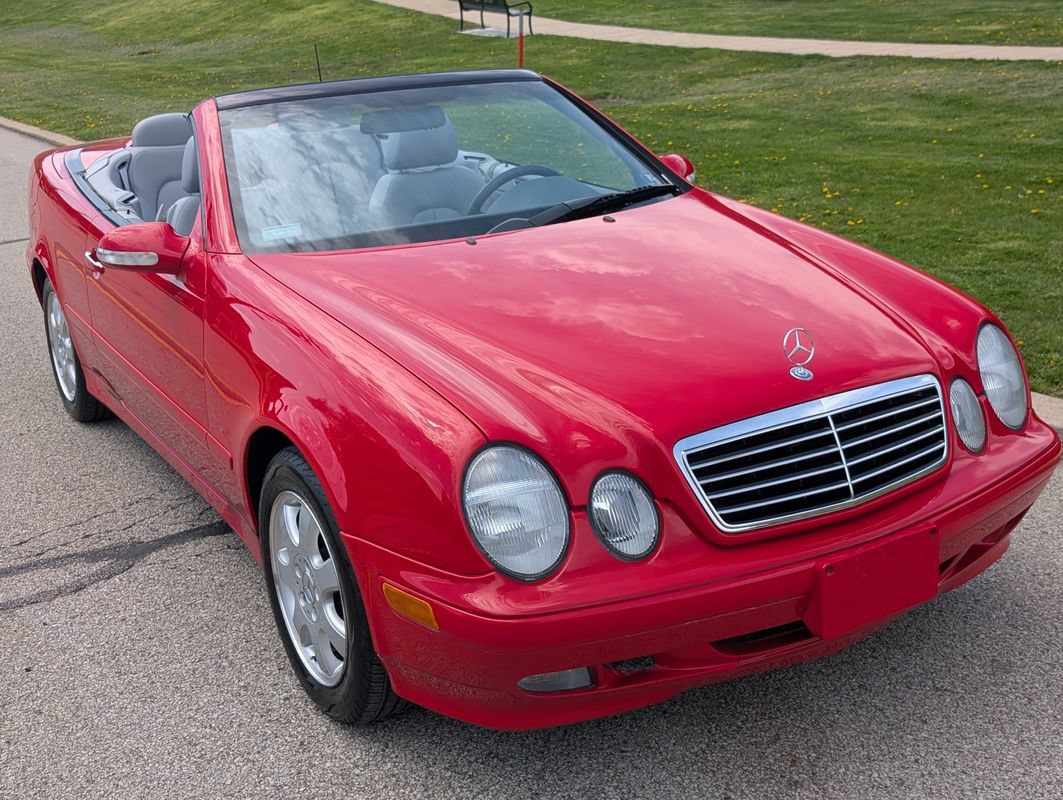 Used 2002 Mercedes-Benz CLK 320 Cabriolet image 14