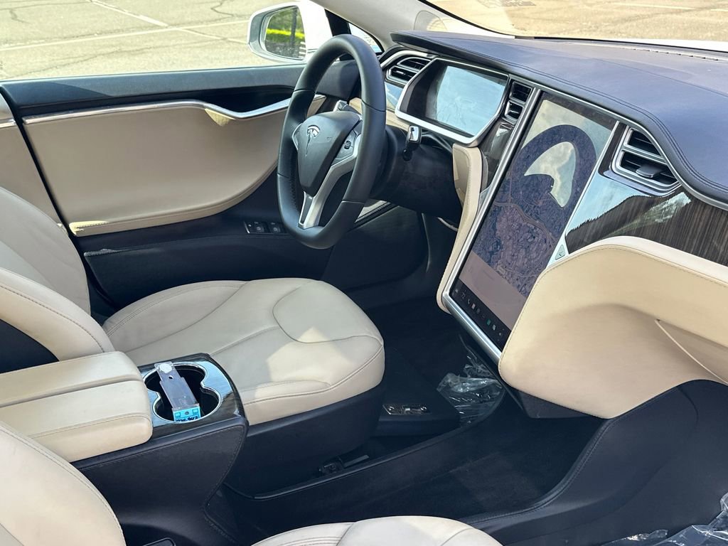Used 2013 Tesla Model S image 9