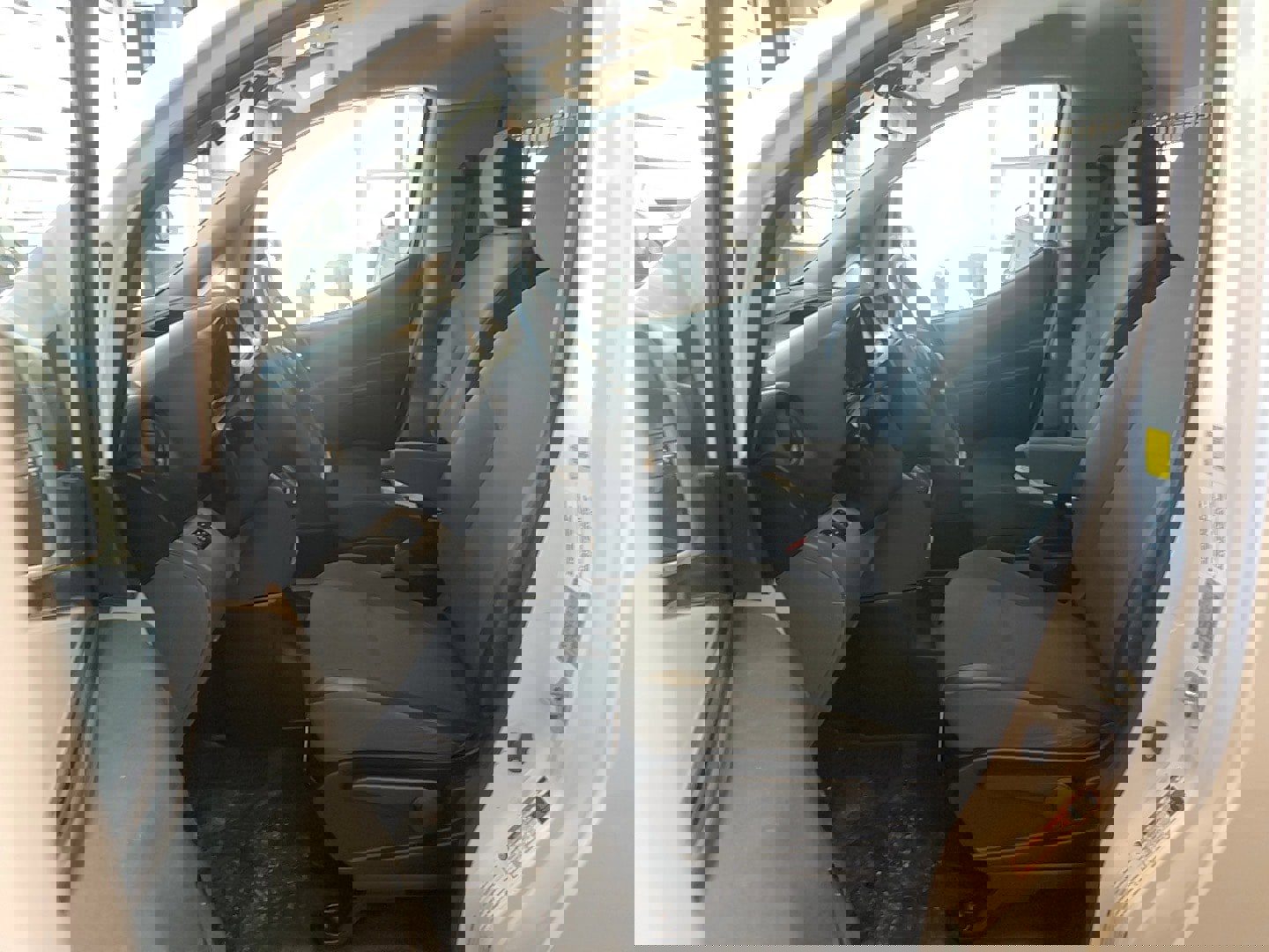 Used 2021 Nissan NV200 SV w/ Sliding Door Glass Package image 9